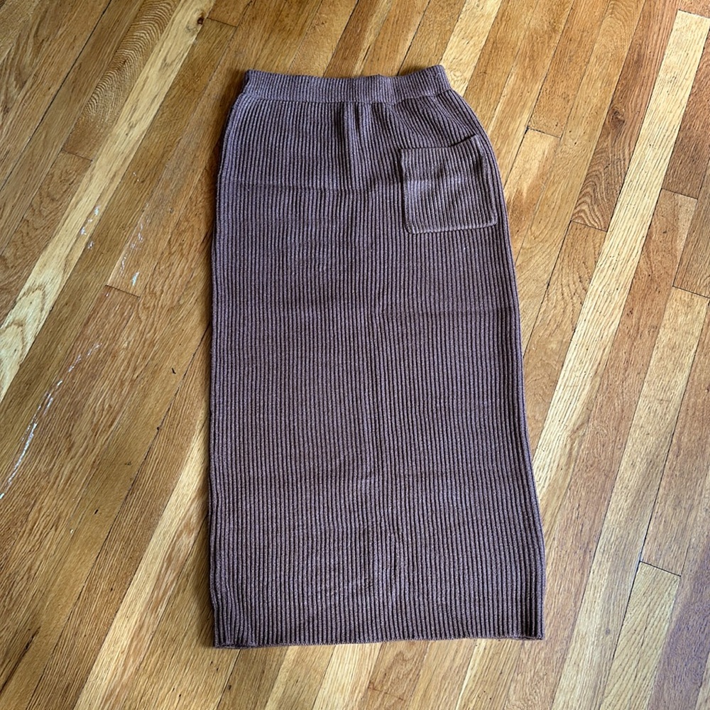 Knitted maki skirt